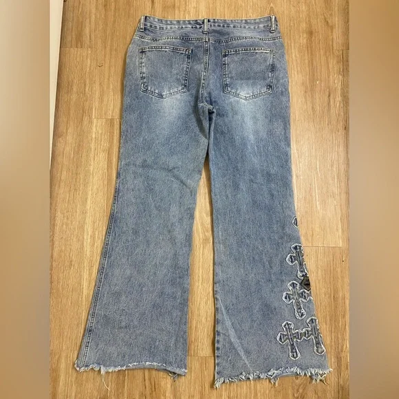 Light Blue Wide Leg Jeans with Cross Appliqué - Picture 2 of 6